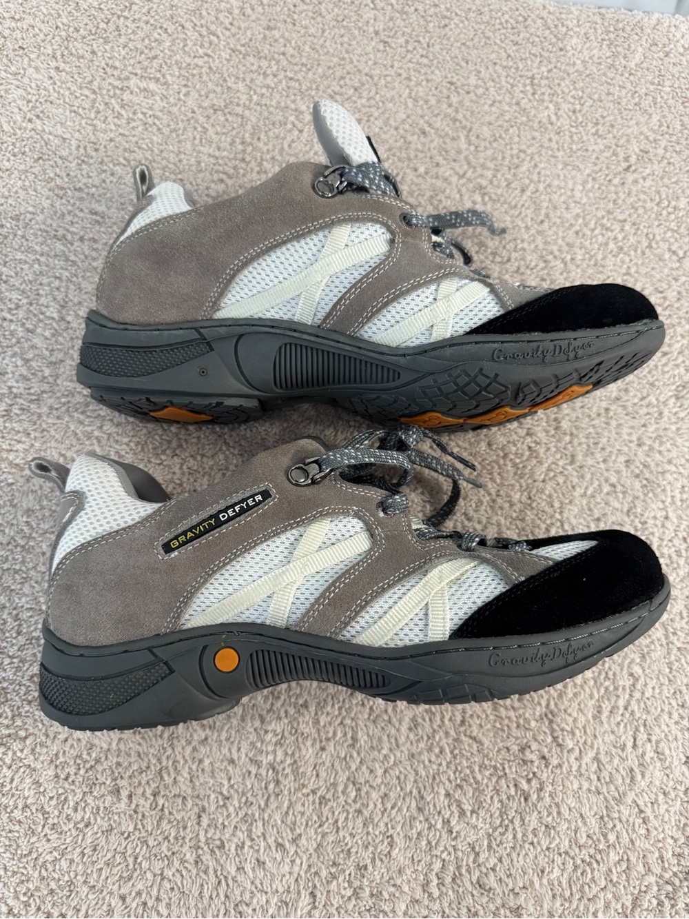 Gravity Defyer TB61W Men’s 9 Comfort Walking Sneakers Gray NWOB